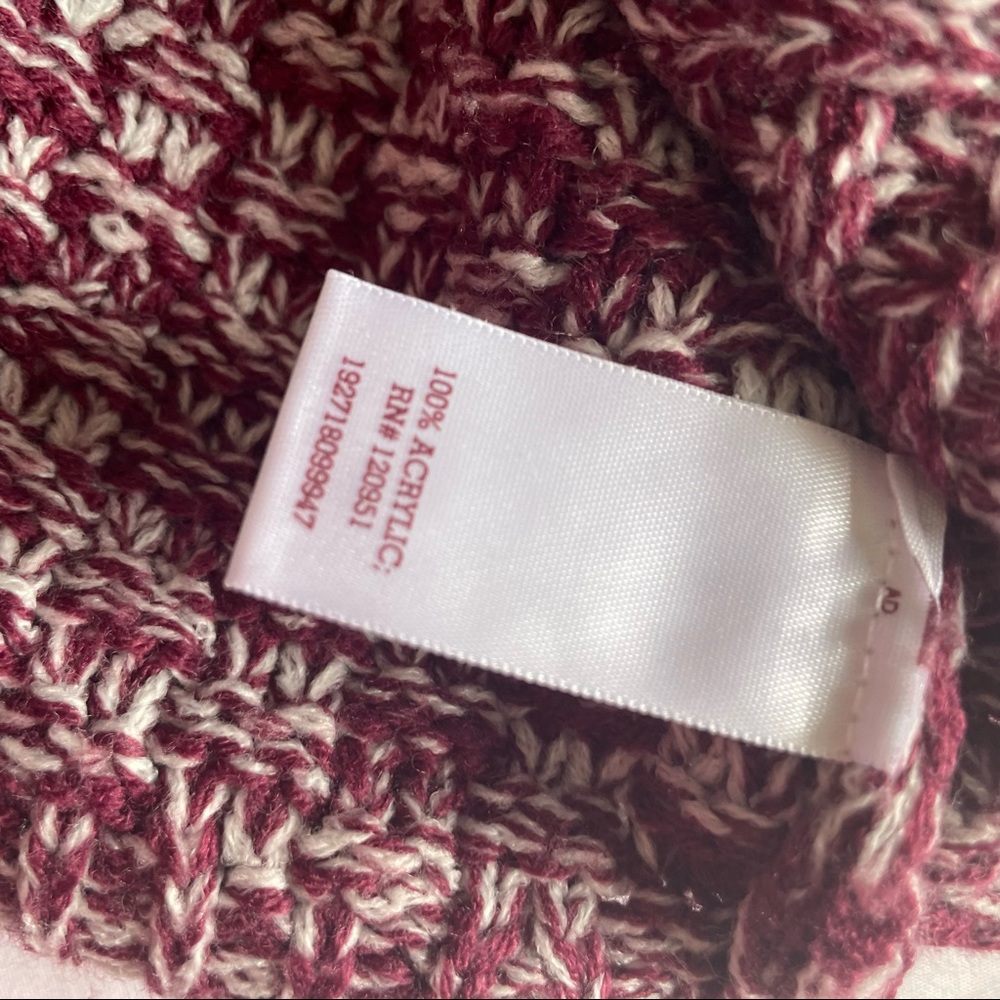 Sweater - Picture 5 of 5